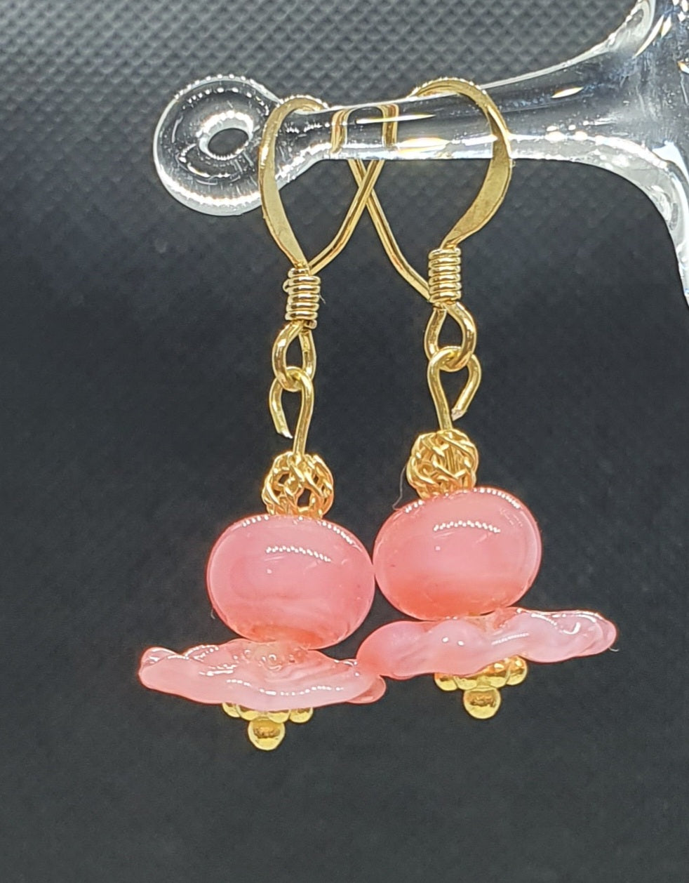 Boucles d'oreille CAPUCINE doré rose nacre