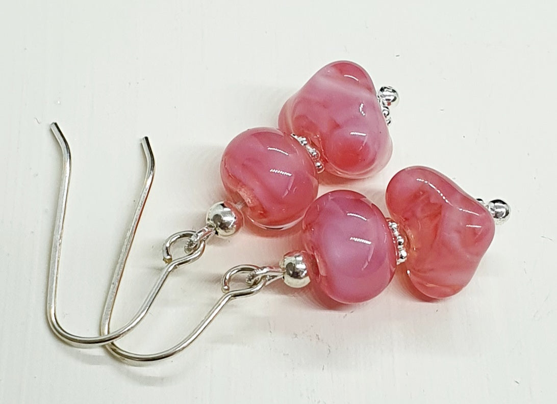 Boucles d'oreille CHARLOTTE rose nacré