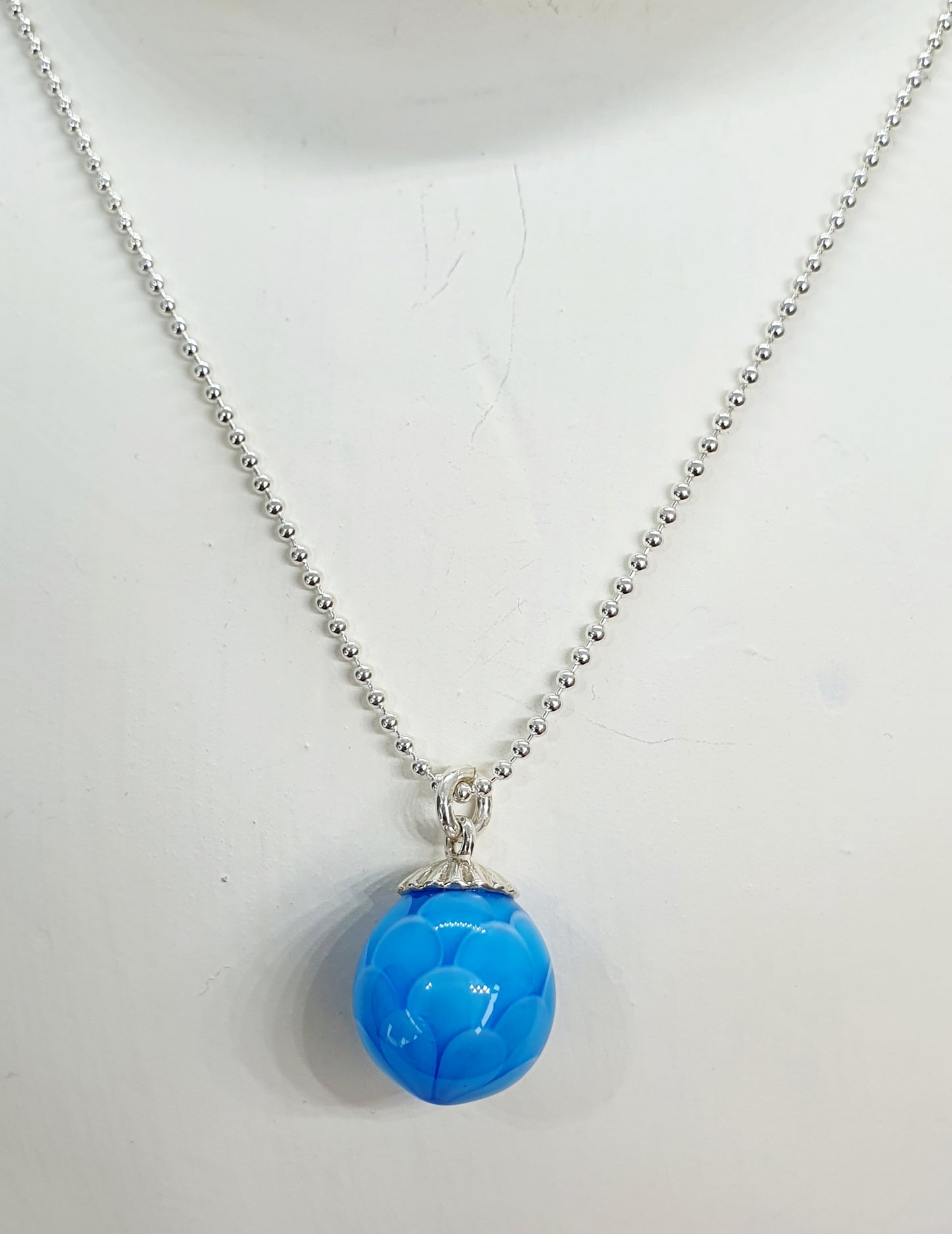 Collier AYA bleu aigue marine