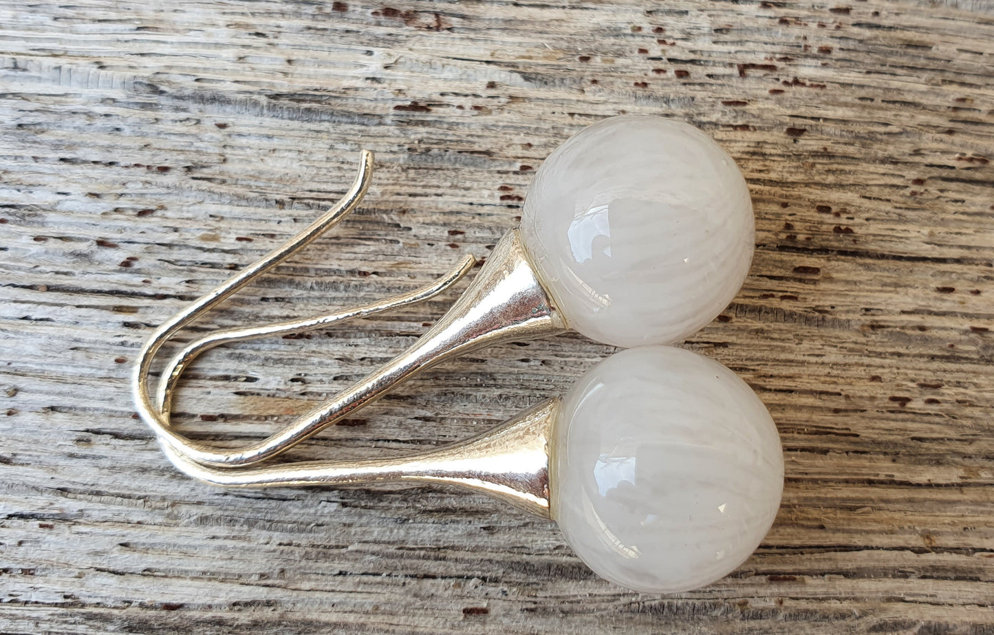 Boucles d'oreille SUZIE blanc