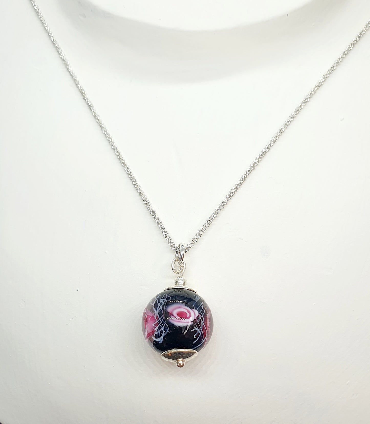 Collier ROMANCE noir et rose