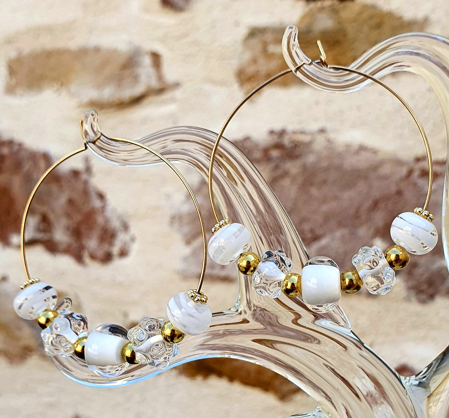 Boucles d'oreille créole MAELY doré blanc