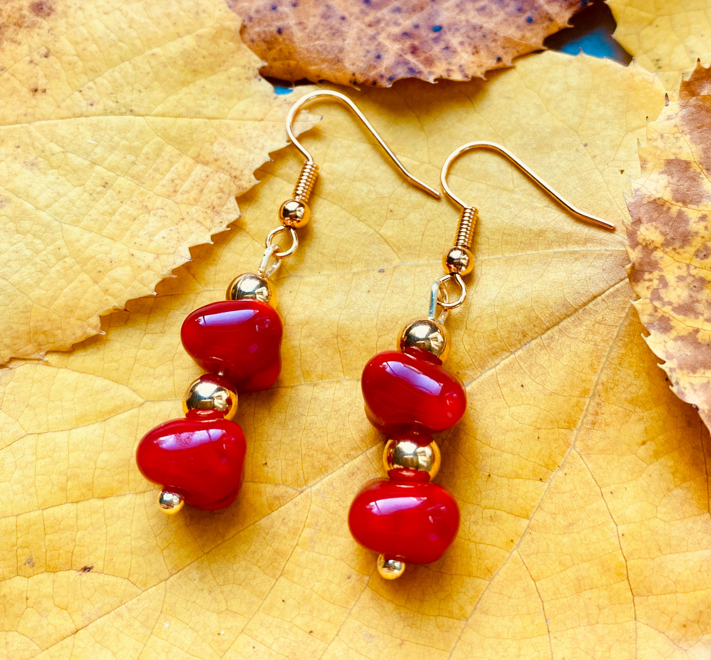 Boucles d'oreille CHARLOTTE rouge